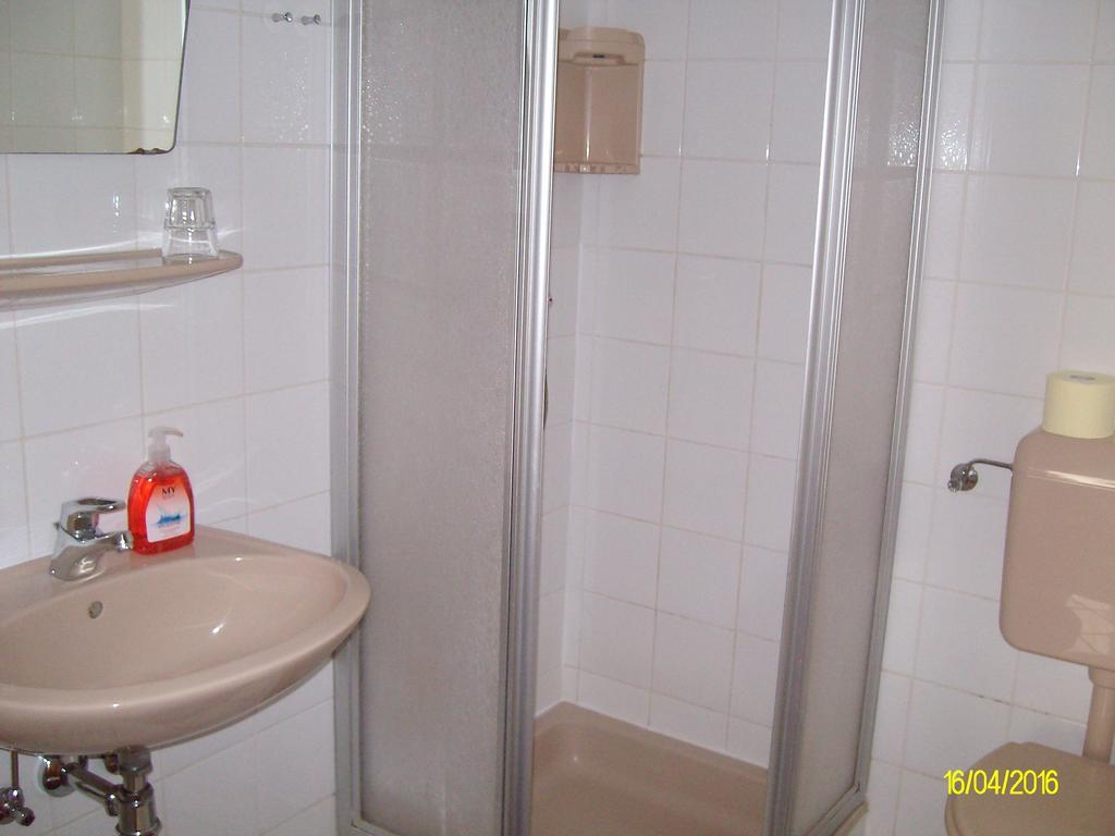 Gasthaus Zur Melzen Hotel Versbichl Buitenkant foto